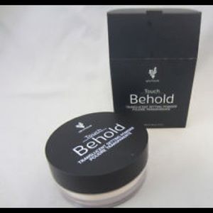 Brand new Younique Setting Powder